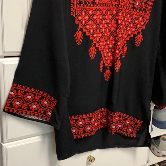 Never worn, bought on vacation - Picture 3 of 3